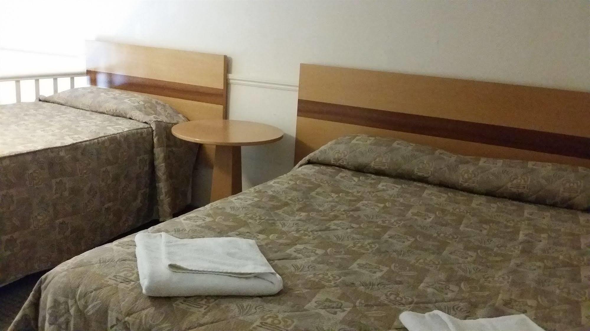 Palace Court Hotel Λονδίνο Εξωτερικό φωτογραφία